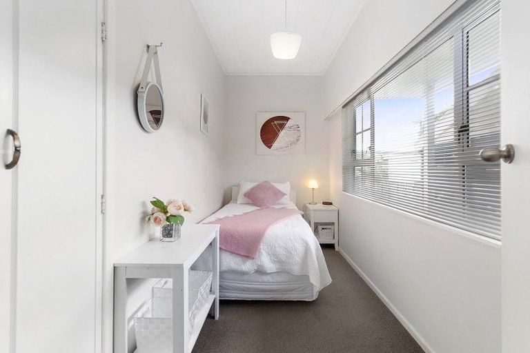 Photo of property in 79 Ira Street, Miramar, Wellington, 6022