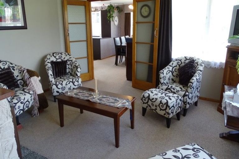 Photo of property in 18 Matai Street, Levin, 5510