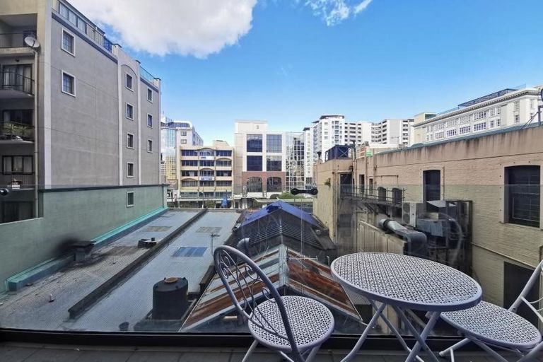 Photo of property in Bellagio Apartments, 3f/39 Taranaki Street, Te Aro, Wellington, 6011