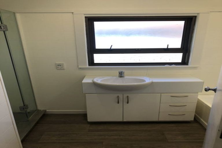 Photo of property in 54 Jutland Road, Hauraki, Auckland, 0622