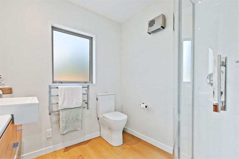 Photo of property in 275 Centaurus Road, Hillsborough, Christchurch, 8022