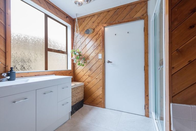 Photo of property in 62 Lord Rutherford Road North, Brightwater, 7022