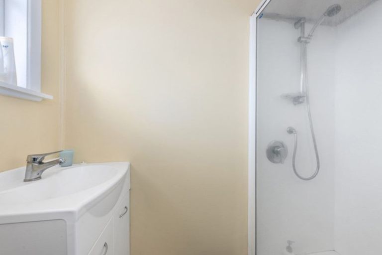 Photo of property in 2/6 Granville Street, Silverstream, Upper Hutt, 5019