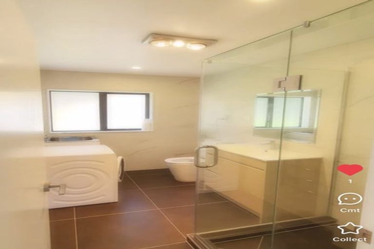 Photo of property in 107b Sturges Road, Henderson, Auckland, 0612