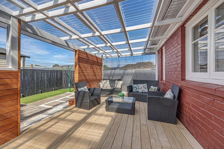 Photo of property in 1/11 George Street, Mangere East, Auckland, 2024