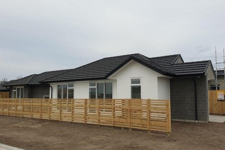 Photo of property in 12 Fontana Street, Papamoa, 3118