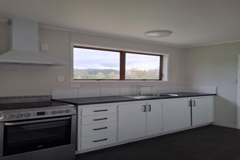 Photo of property in 2-8 Plimmer Terrace, Shannon, 4821