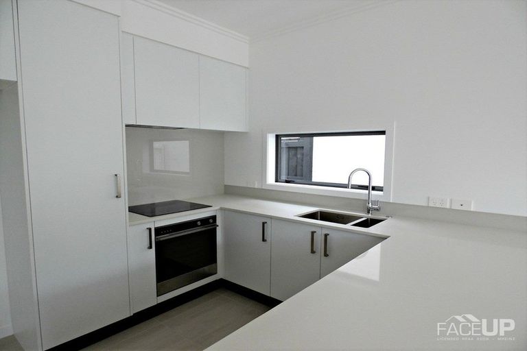 Photo of property in 24 Saltmarsh Road, Hobsonville, Auckland, 0616