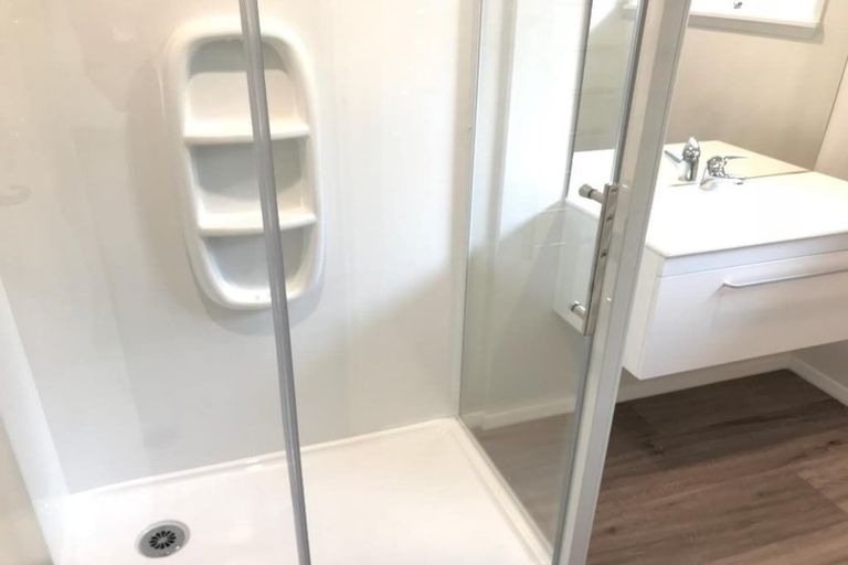 Photo of property in 2/170 Idris Road, Strowan, Christchurch, 8052