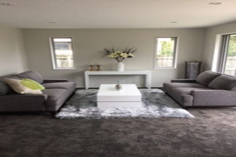 Photo of property in 190 Wainoni Road, Avondale, Christchurch, 8061