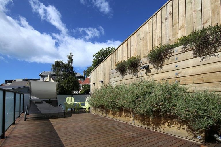Photo of property in 103a York Place, Dunedin Central, Dunedin, 9016