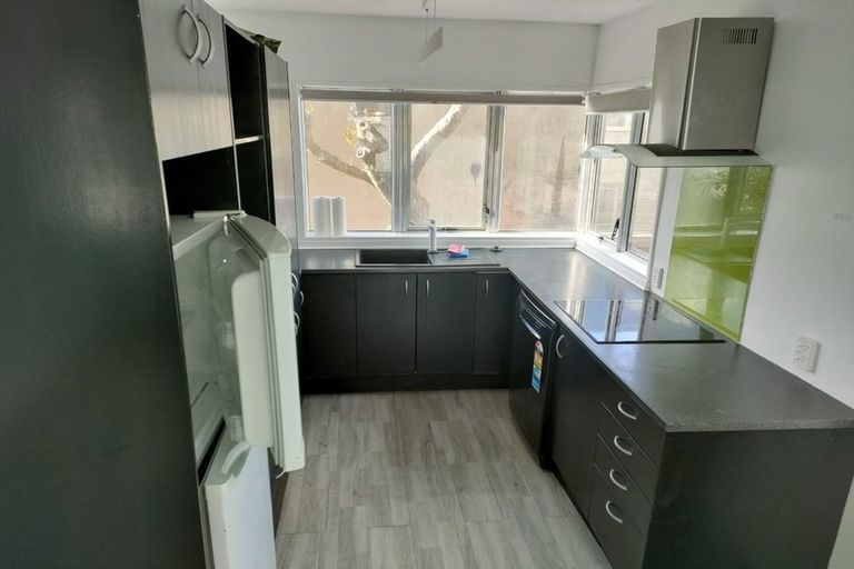 Photo of property in Iona Towers, 102/140 Abel Smith Street, Te Aro, Wellington, 6011