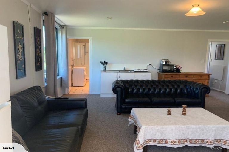 Photo of property in 337e Clarks Beach Road, Clarks Beach, Pukekohe, 2679