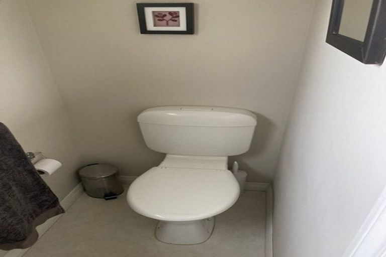 Photo of property in 41 Costley Street, Carterton, 5713