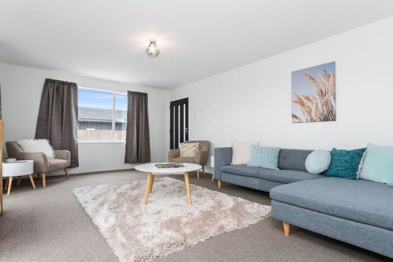 Photo of property in 1/8 Ashwood Street, Parklands, Christchurch, 8083