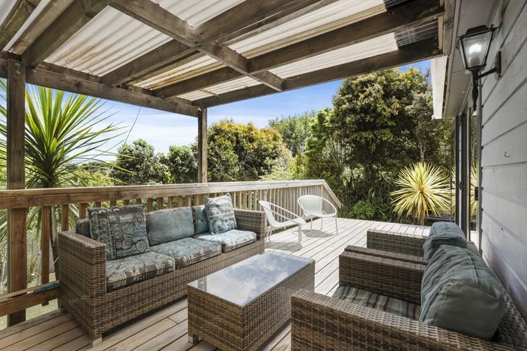 Photo of property in 43 Phillip Avenue, Glen Eden, Auckland, 0602