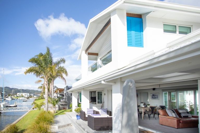 Photo of property in 30 Arawa Lane, Whitianga, 3510