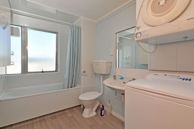 Photo of property in Iona Towers, 1102/140 Abel Smith Street, Te Aro, Wellington, 6011