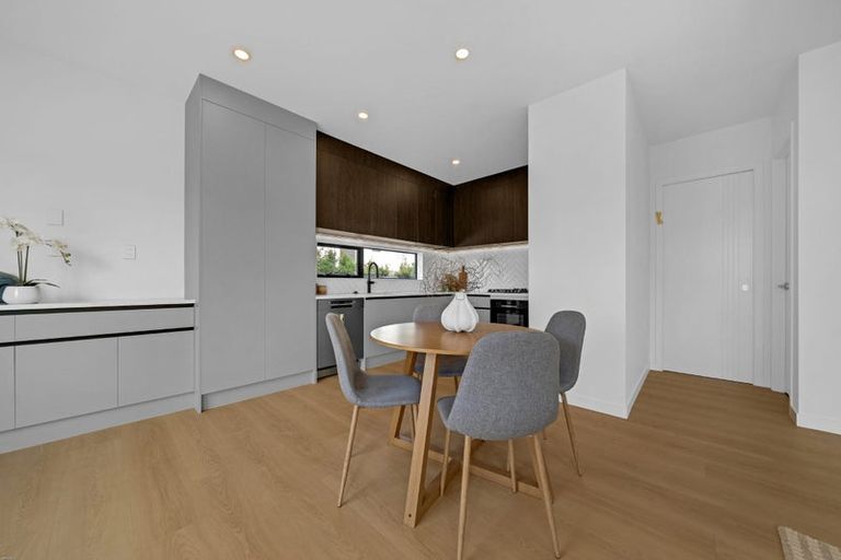 Photo of property in 1/145 Bucklands Road, Bucklands Beach, Auckland, 2012