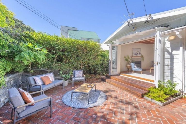 Photo of property in 101 Inglis Street, Seatoun, Wellington, 6022