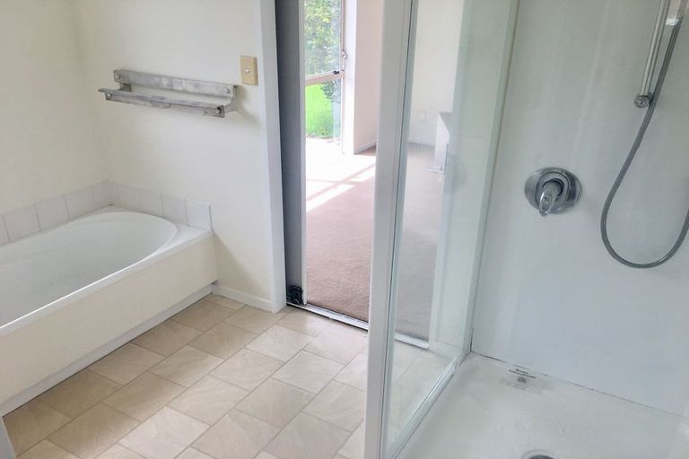 Photo of property in 176 Burswood Drive, Burswood, Auckland, 2013