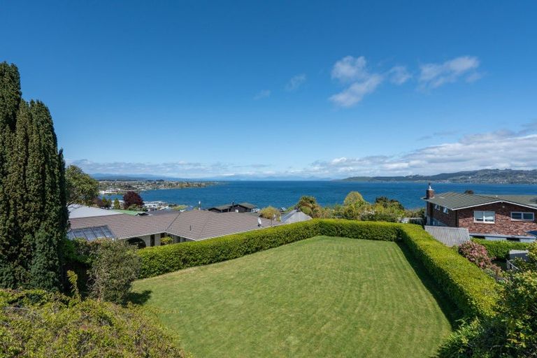 Photo of property in 27 Kurupae Road, Hilltop, Taupo, 3330