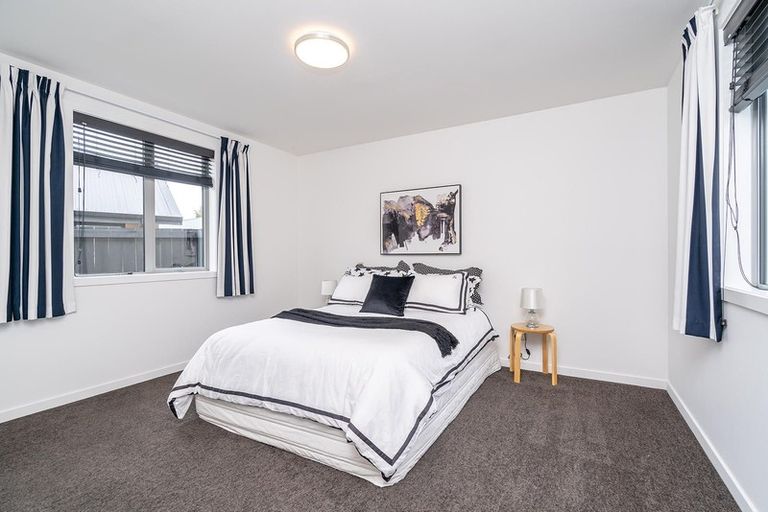 Photo of property in 15 Reeves Street, Green Island, Dunedin, 9018