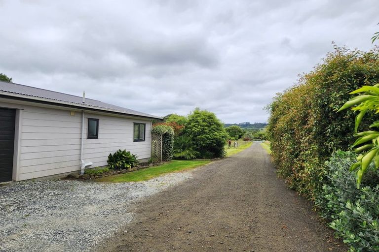 Photo of property in 1477 State Highway 16, Waimauku, 0883