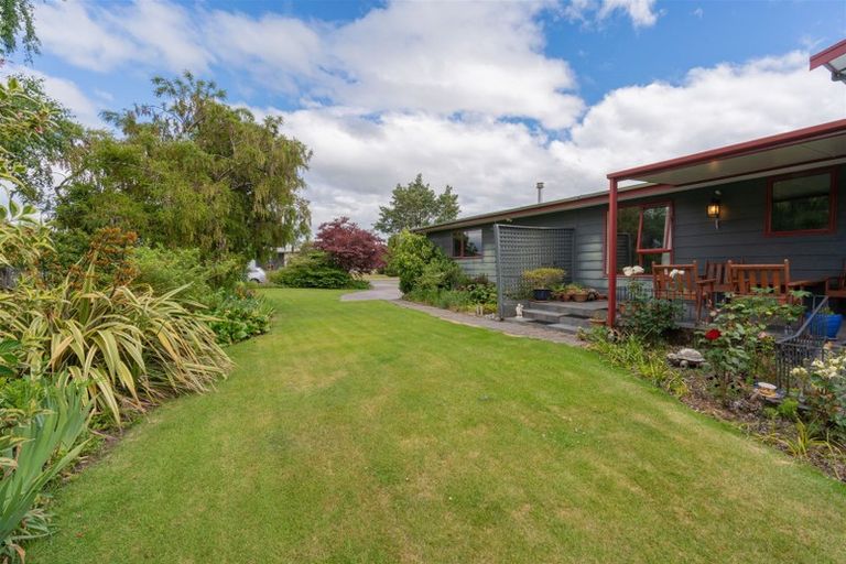 Photo of property in 25 Mackinnon Loop, Te Anau, 9600