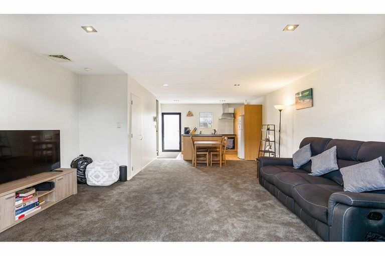 Photo of property in 5t Dryden Place, Mount Wellington, Auckland, 1051