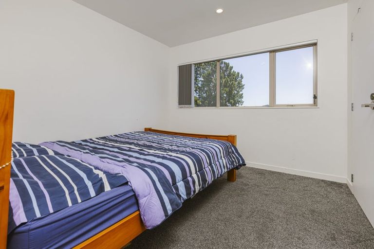 Photo of property in 152 Battalion Drive, Papakura, 2110