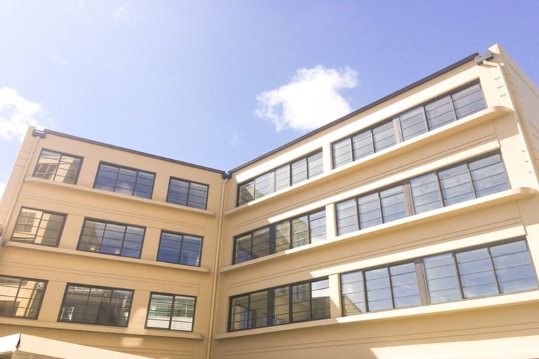 Photo of property in 209/3 Roxburgh Street, Mount Victoria, Wellington, 6011