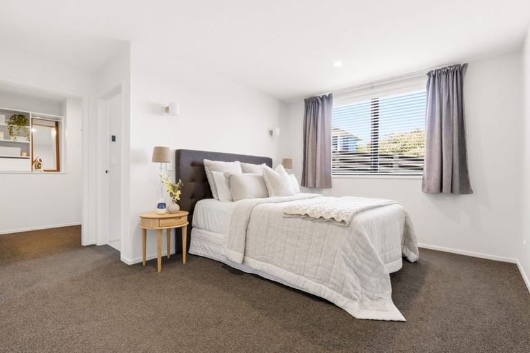 Photo of property in 184a Lake Terrace, Hilltop, Taupo, 3330