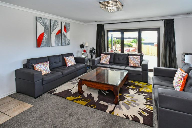 Photo of property in 9 Ambedkar Way, Pukekohe, 2120