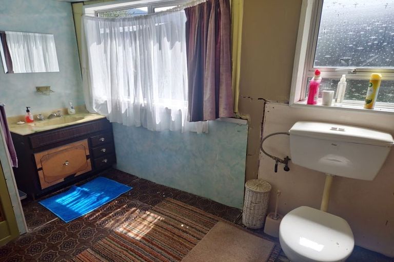 Photo of property in 13 Hart Street, Blackball, 7804