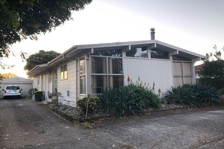Photo of property in 423 Bucklands Beach Road, Bucklands Beach, Auckland, 2012