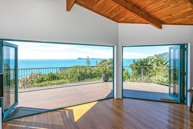 Photo of property in 251 Paku Drive, Tairua, 3508