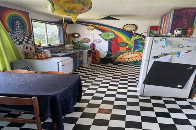 Photo of property in 56 Allington Road, Massey, Auckland, 0614