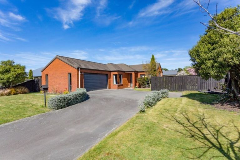 Photo of property in 9 Campion Place, Rolleston, 7614