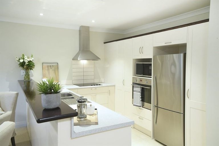 Photo of property in 98b/30 Ambassador Glade, Orewa, 0931