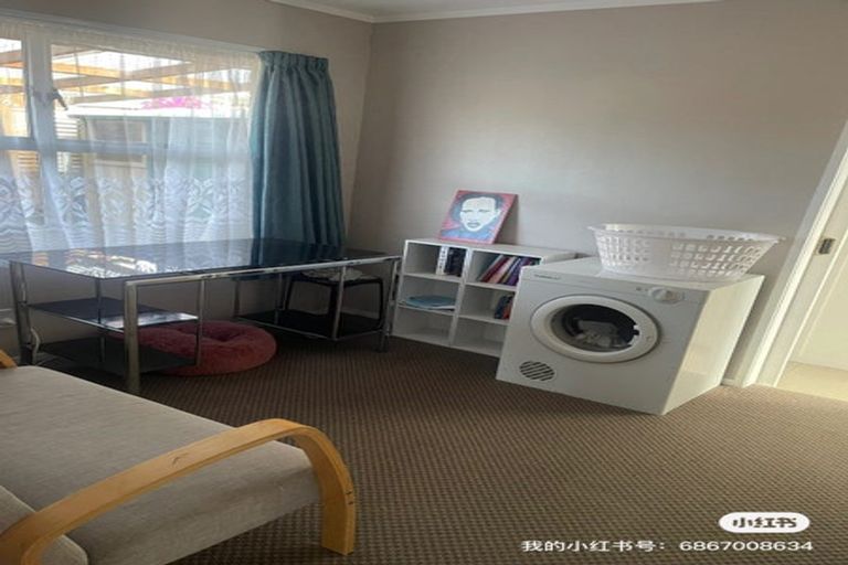 Photo of property in 1/9 Benygloe Place, Highland Park, Auckland, 2010