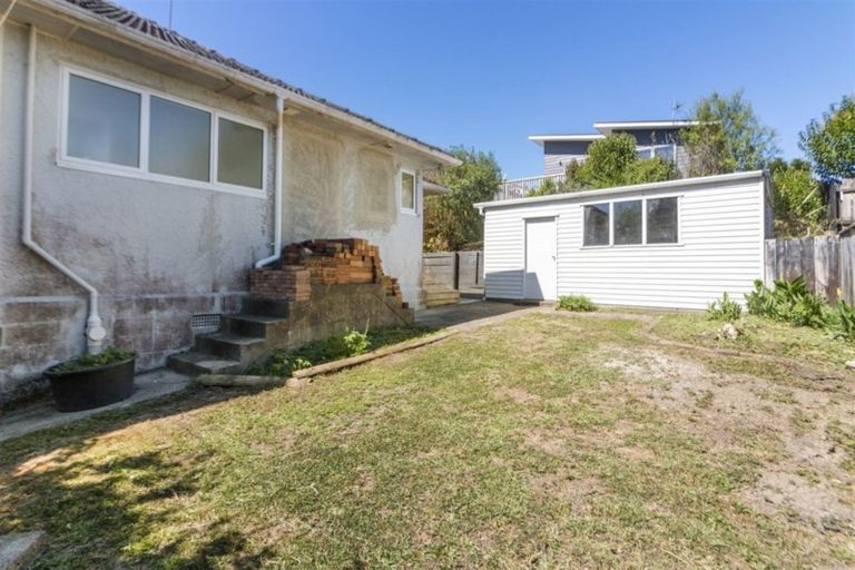 Photo of property in 23a View Road, Campbells Bay, Auckland, 0630