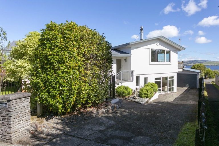 Photo of property in 10 Kensington Place, Richmond Heights, Taupo, 3330