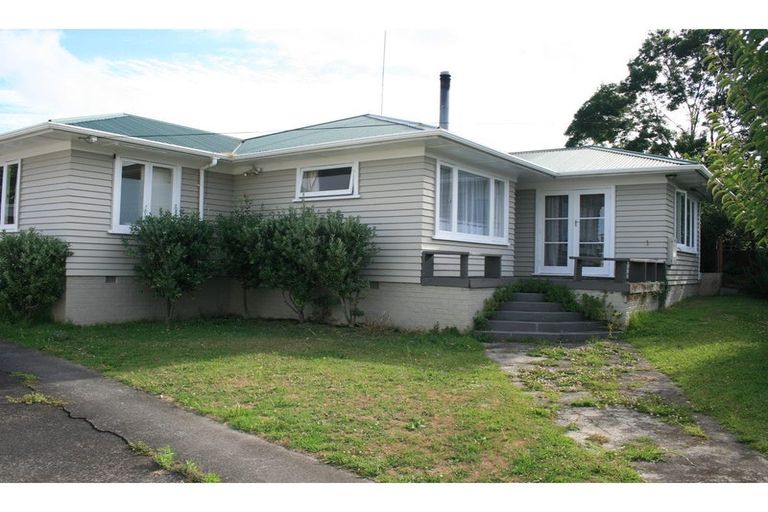 Photo of property in 8 Oraha Road, Huapai, Kumeu, 0810