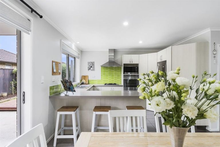 Photo of property in 83 Doncaster Drive, Papamoa Beach, Papamoa, 3118