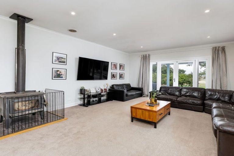 Photo of property in 302 Timaru Road, Waimate, 7978