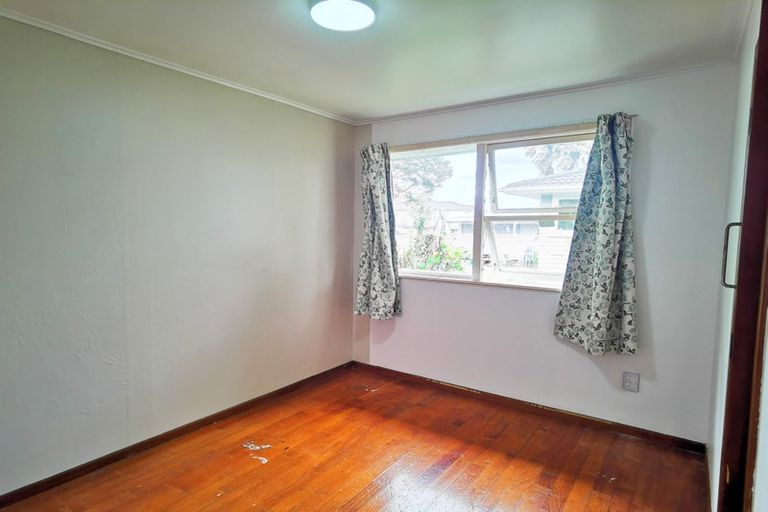 Photo of property in 60 Tatariki Street, Rosehill, Papakura, 2113