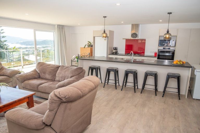 Photo of property in 5 Eagles Way, Cable Bay, 0420