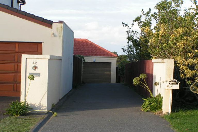 Photo of property in 1/42 Francis Street, Hauraki, Auckland, 0622