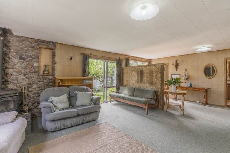 Photo of property in 31 Holyoake Crescent, Avalon, Lower Hutt, 5011